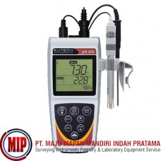 EUTECH PH450 PH ION and Temperature Meter